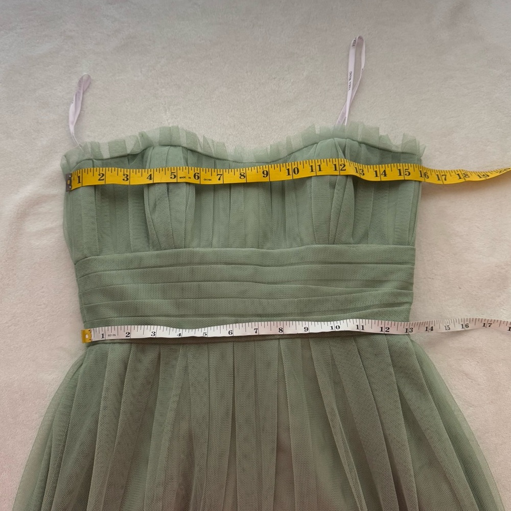Vera Wang Maids Designer Light Green Tulle Bubble Hem Mini Dress Size 8 - Picture 8 of 8